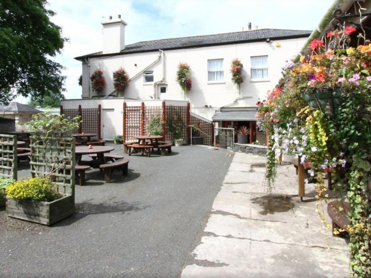 The Railway Inn Galmpton Esterno foto